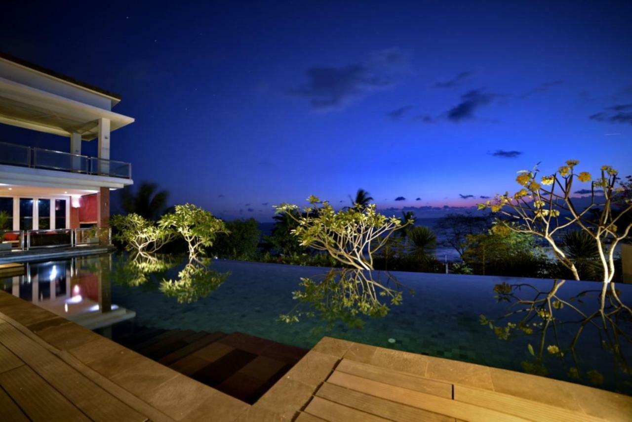 Rajavilla Lombok Resort - Seaside Serenity Сенггігі Екстер'єр фото